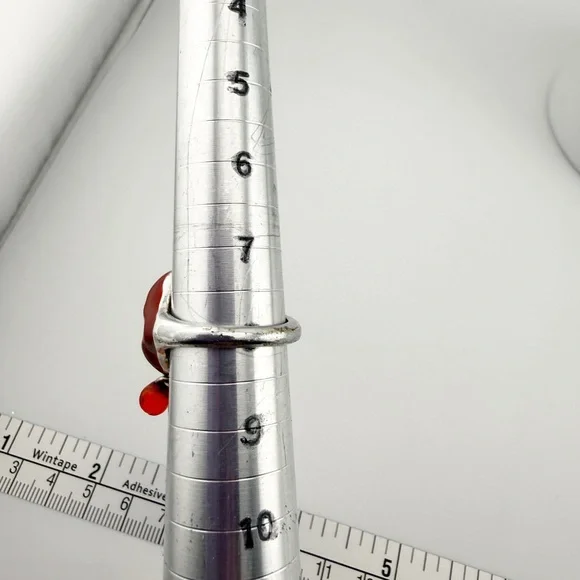 Red Vampire Mouth Lip Fangs Ring with Crystal Dripping Blood Silver Toned Ring - Picture 6 of 8